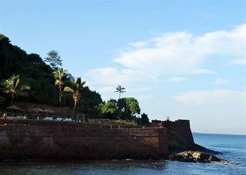 Bougainvillea Guest House Candolim Exterior foto